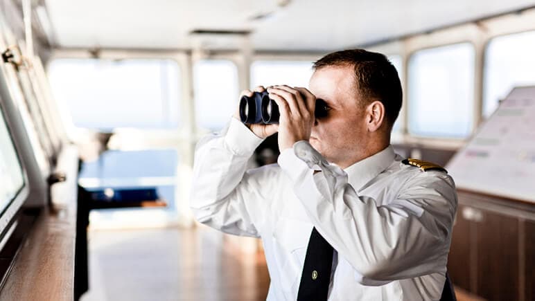 Kapitän DFDS