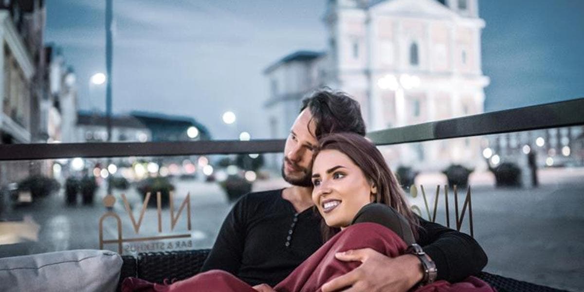 Couple relaxing in bar in Karlskrona