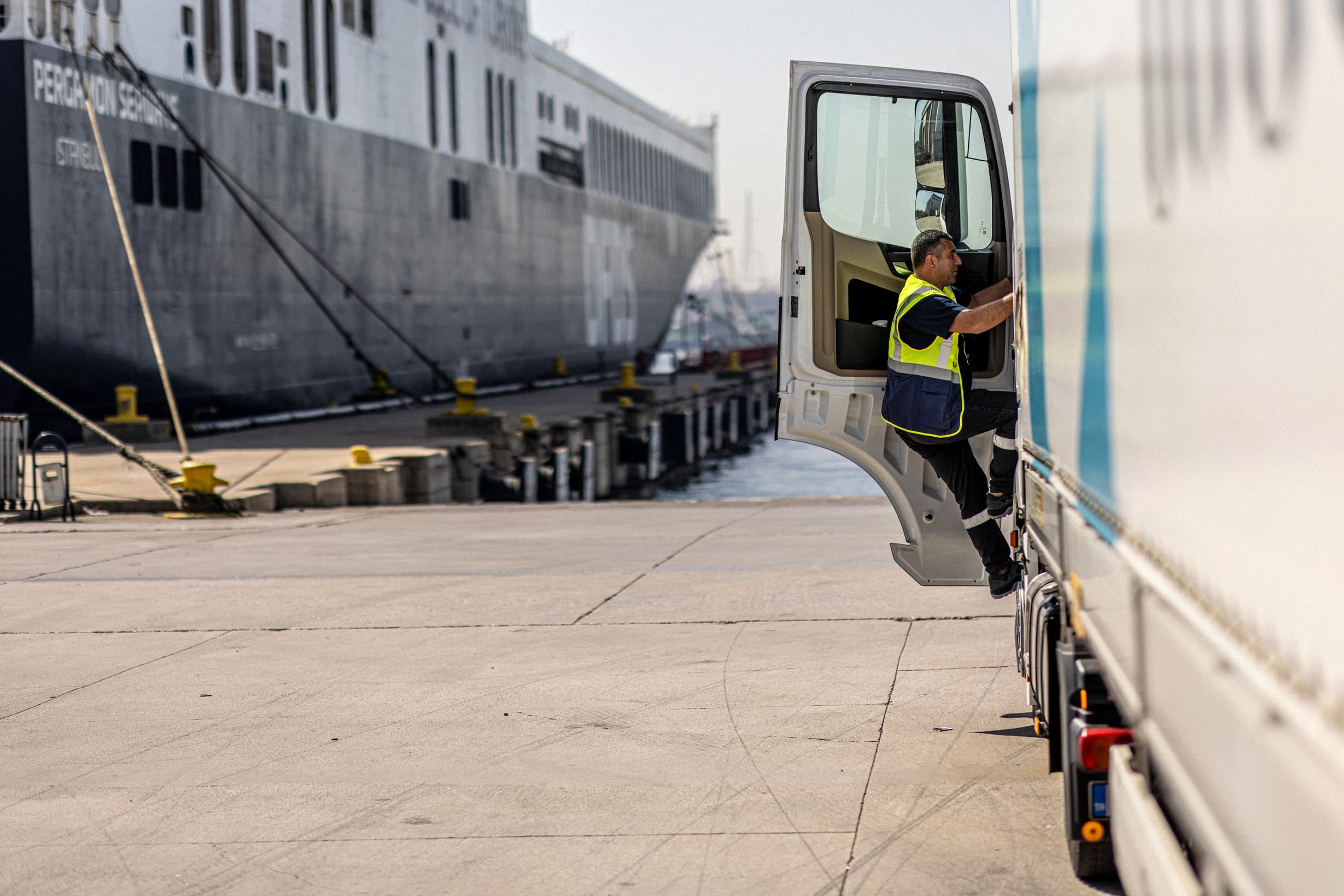 DFDS has acquired Ekol International Transport.