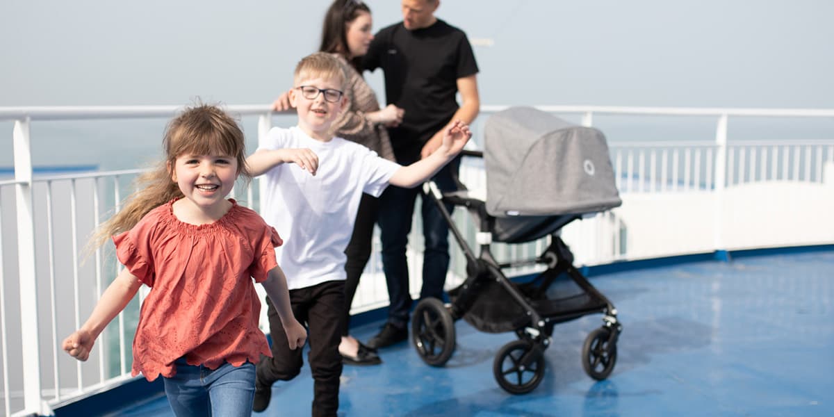 Dover - Dunkirk - family promo (including UK 25 years)