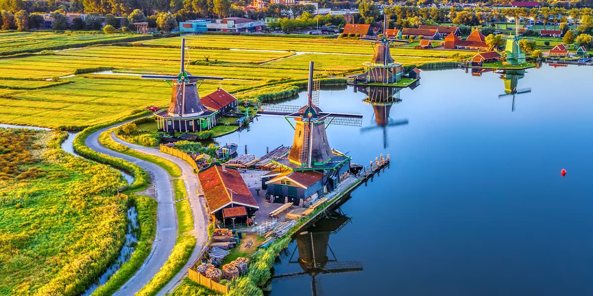 GL 26 04 1799715448 Late Deciders Web 1200x600 Netherlands